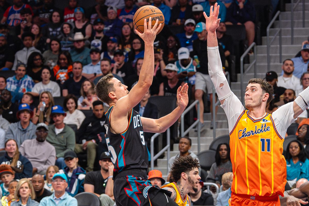Trajan Langdon espera melhoria dos Pistons
